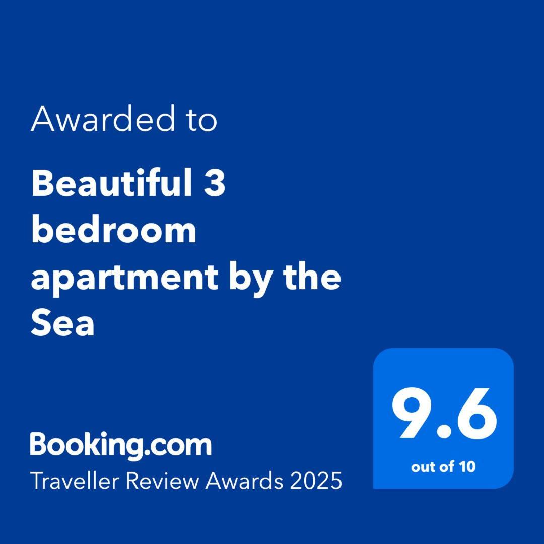Beautiful 3 Bedroom Apartment By The Sea New Quay Exteriör bild